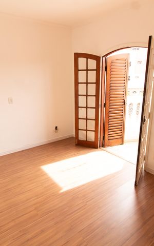 Apartamento à venda com 200m², 3 quartos e 2 vagasQuarto 2
