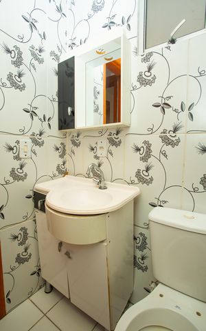Apartamento à venda com 50m², 2 quartos e 1 vaga Apartamento à venda com 50m², 2 quartos e 1 vagaBanheiro