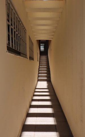 Casa à venda com 221m², 3 quartos e 2 vagasCorredor externo