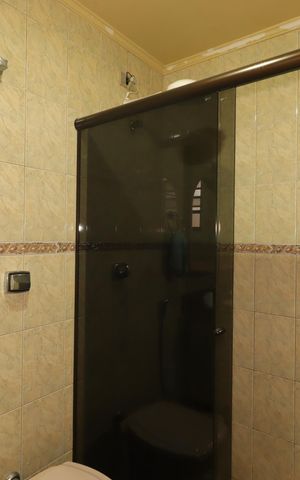 Casa à venda com 221m², 3 quartos e 2 vagasBanheiro da Suíte