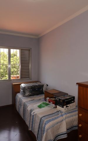 Casa à venda com 221m², 3 quartos e 2 vagasQuarto 1