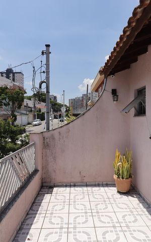 Casa à venda com 221m², 3 quartos e 2 vagasVaranda da Suíte