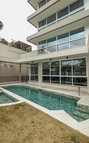 Apartamento à venda com 129m², 3 quartos e 2 vagasÁrea comum - Piscina