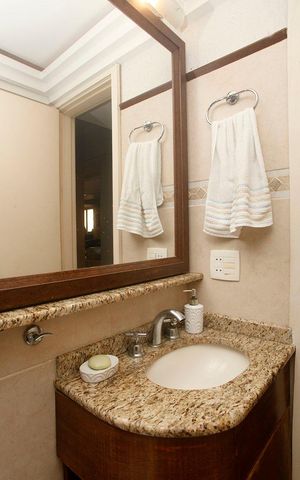 Apartamento à venda com 191m², 4 quartos e 2 vagasBanheiro 3 Quarto Suíte