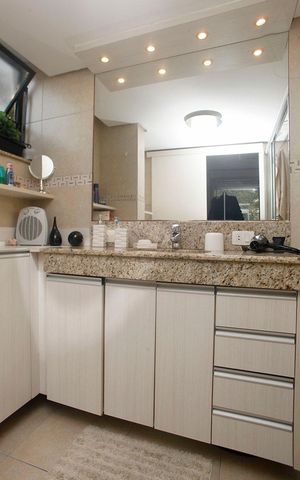 Apartamento à venda com 191m², 4 quartos e 2 vagasBanheiro 1 Quarto Suíte