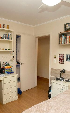 Apartamento à venda com 191m², 4 quartos e 2 vagasQuarto 2 Suíte