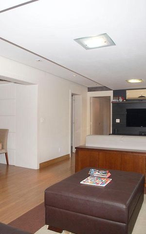 Apartamento à venda com 191m², 4 quartos e 2 vagasSala de Estar