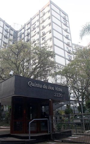 Apartamento à venda com 191m², 4 quartos e 2 vagasFachada