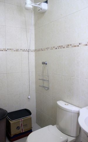 Casa à venda com 306m², 5 quartos e 3 vagasBanheiro da Suíte 1