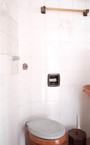 Casa à venda com 260m², 4 quartos e 2 vagasLavabo