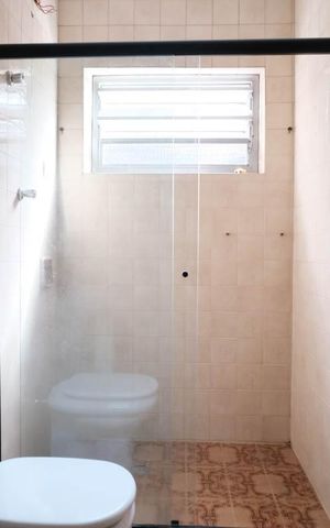 Casa à venda com 260m², 4 quartos e 2 vagasBanheiro Social