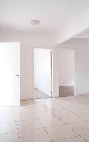 Casa à venda com 260m², 4 quartos e 2 vagasSala 2