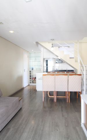 Apartamento à venda com 180m², 3 quartos e 1 vagaSala