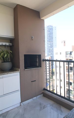 Apartamento à venda com 180m², 3 quartos e 1 vagaSacada/Sala