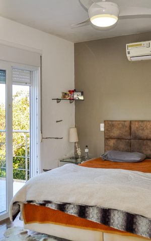 Casa de condomínio à venda com 490m², 5 quartos e 4 vagas Casa de condomínio à venda com 490m², 5 quartos e 4 vagasSuíte 1