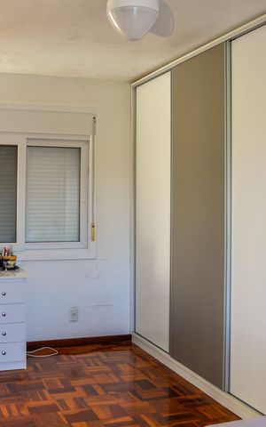 Casa de condomínio à venda com 490m², 5 quartos e 4 vagas Casa de condomínio à venda com 490m², 5 quartos e 4 vagasSuíte 2
