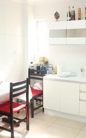 Apartamento à venda com 136m², 2 quartos e sem vagaCozinha