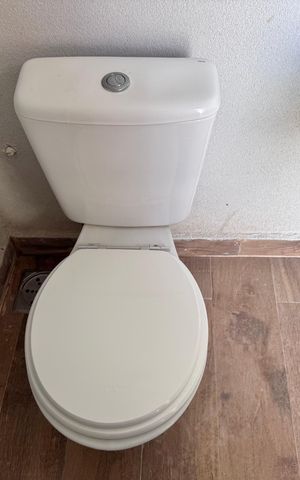 Apartamento à venda com 475m², 5 quartos e 2 vagas Apartamento à venda com 475m², 5 quartos e 2 vagasÁrea externa - Lavabo