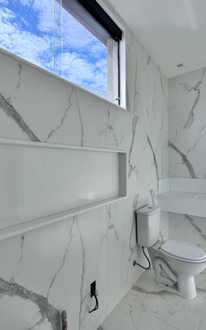 Apartamento à venda com 475m², 5 quartos e 2 vagas Apartamento à venda com 475m², 5 quartos e 2 vagasBanheiro da Suíte 1