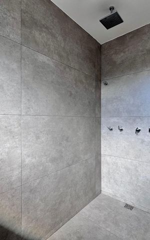 Apartamento à venda com 475m², 5 quartos e 2 vagas Apartamento à venda com 475m², 5 quartos e 2 vagasSalão - Banheiro Social