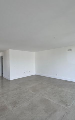 Apartamento à venda com 475m², 5 quartos e 2 vagas Apartamento à venda com 475m², 5 quartos e 2 vagasSalão