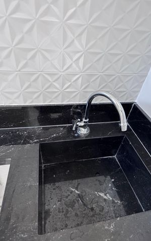 Casa de condomínio à venda com 420m², 4 quartos e 4 vagas Casa de condomínio à venda com 420m², 4 quartos e 4 vagasBanheiro