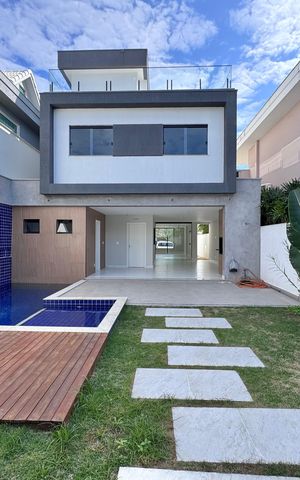 Casa de condomínio à venda com 420m², 4 quartos e 4 vagas Casa de condomínio à venda com 420m², 4 quartos e 4 vagasÁrea externa