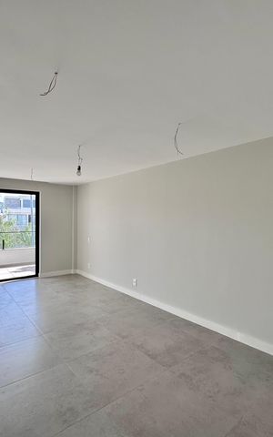 Casa de condomínio à venda com 420m², 4 quartos e 4 vagas Casa de condomínio à venda com 420m², 4 quartos e 4 vagasSuíte 3