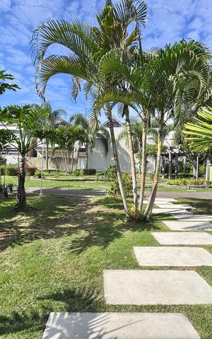 Casa de condomínio à venda com 420m², 4 quartos e 4 vagas Casa de condomínio à venda com 420m², 4 quartos e 4 vagasÁrea comum