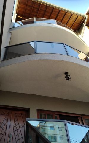 Casa à venda com 380m², 3 quartos e 3 vagas