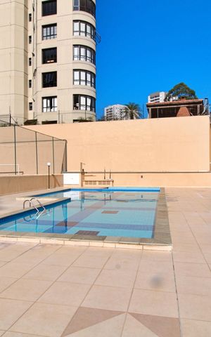 Apartamento para alugar com 83m², 2 quartos e 2 vagas Apartamento para alugar com 83m², 2 quartos e 2 vagasÁrea comum - Piscina
