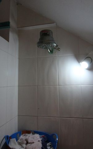 Casa à venda com 199m², 3 quartos e 6 vagasBanheiro externo