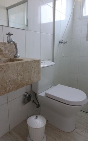 Casa à venda com 199m², 3 quartos e 6 vagasBanheiro interno