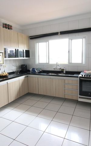 Casa à venda com 199m², 3 quartos e 6 vagasCozinha