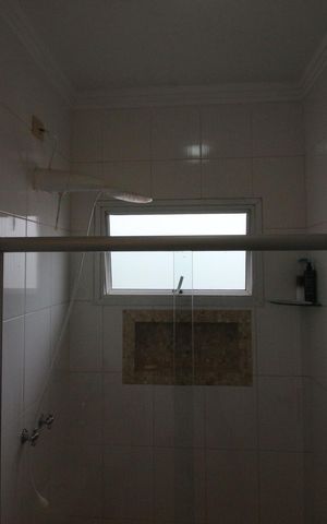 Casa à venda com 199m², 3 quartos e 6 vagasBanheiro interno