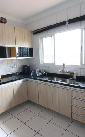 Casa à venda com 199m², 3 quartos e 6 vagasCozinha