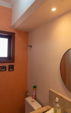 Casa de condomínio para alugar com 283m², 3 quartos e 10 vagasLavabo