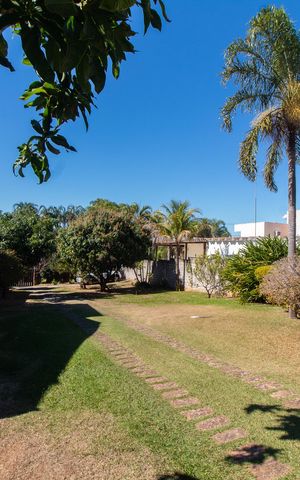 Casa de condomínio para alugar com 283m², 3 quartos e 10 vagasÁrea Externa