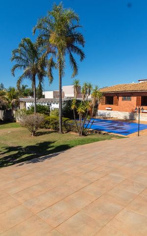Casa de condomínio para alugar com 283m², 3 quartos e 10 vagasÁrea Externa