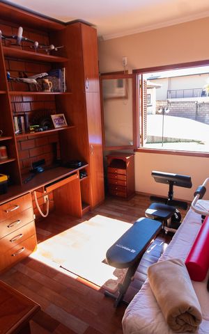 Casa de condomínio para alugar com 283m², 3 quartos e 10 vagasSuíte 2