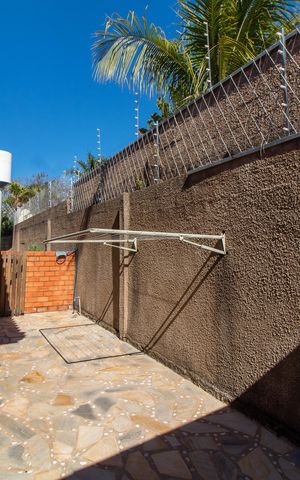 Casa de condomínio para alugar com 283m², 3 quartos e 10 vagasÁrea Externa