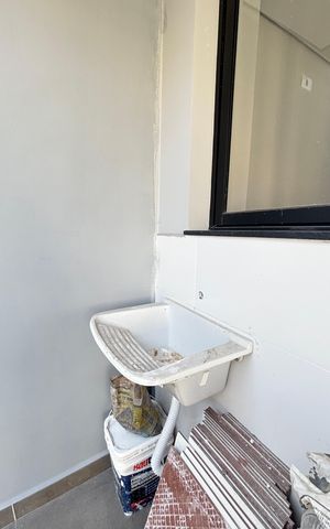 Casa à venda com 70m², 2 quartos e 2 vagas Casa à venda com 70m², 2 quartos e 2 vagasÁrea de Serviço