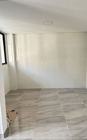 Casa à venda com 70m², 2 quartos e 2 vagas Casa à venda com 70m², 2 quartos e 2 vagasSala/Cozinha