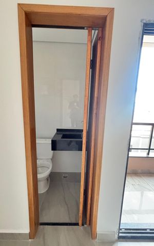 Casa à venda com 70m², 2 quartos e 2 vagas Casa à venda com 70m², 2 quartos e 2 vagasSuite 2