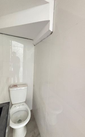 Casa à venda com 70m², 2 quartos e 2 vagas Casa à venda com 70m², 2 quartos e 2 vagasLavabo