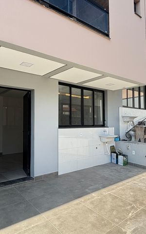 Casa à venda com 70m², 2 quartos e 2 vagas Casa à venda com 70m², 2 quartos e 2 vagasGaragem