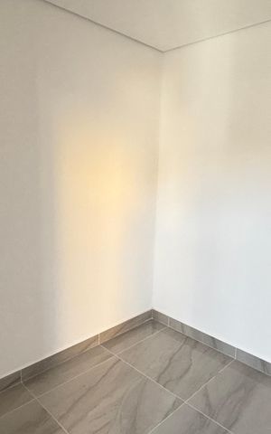 Casa à venda com 70m², 2 quartos e 2 vagas Casa à venda com 70m², 2 quartos e 2 vagasSuite 1