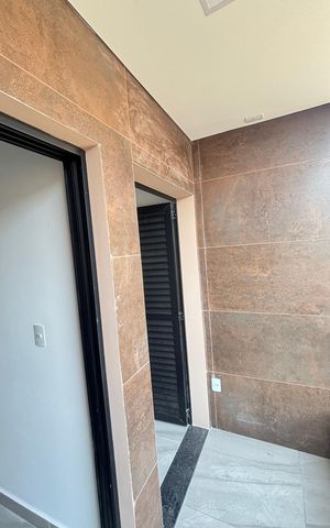 Casa à venda com 70m², 2 quartos e 2 vagas Casa à venda com 70m², 2 quartos e 2 vagasVaranda da Suíte 1