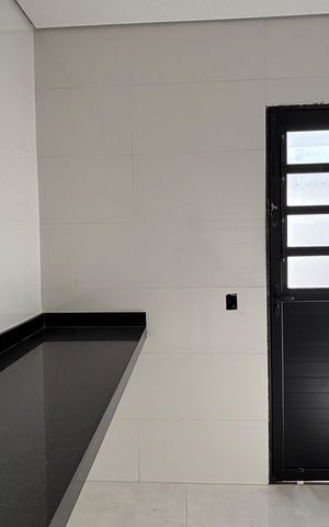 Casa à venda com 95m², 3 quartos e 2 vagas Casa à venda com 95m², 3 quartos e 2 vagasCozinha