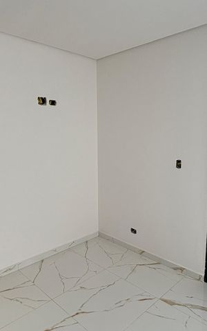 Casa à venda com 95m², 3 quartos e 2 vagas Casa à venda com 95m², 3 quartos e 2 vagasQuarto 1